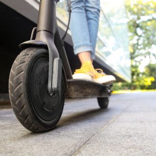 Električni romobili u prometu: pravila koja morate poznavati