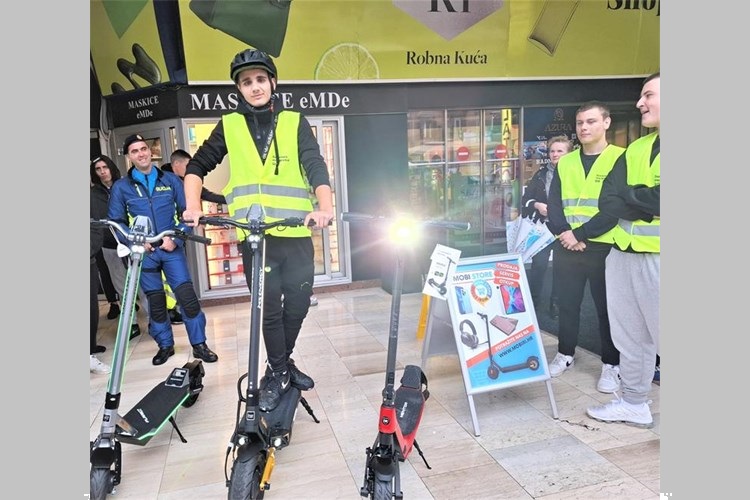 Kampanja posvećena romobilima: Dva kotača nisu igračka! Sigurnost je prva zadaća! Kampanja posvećena romobilima: Dva kotača nisu igračka! Sigurnost je prva zadaća!