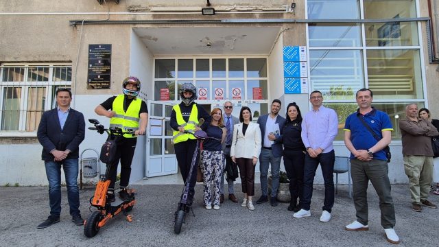 Tribina Sigurna vožnja e-romobilom u Prometnoj školi